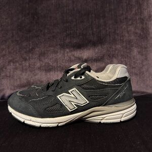 New Balance 990 V3 Little Kids Size 2 Black Suede Comfort Shoes PC990BS3